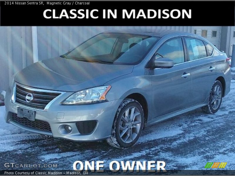 Magnetic Gray / Charcoal 2014 Nissan Sentra SR