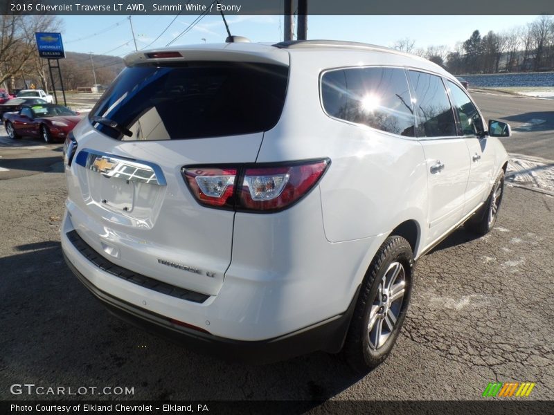 Summit White / Ebony 2016 Chevrolet Traverse LT AWD
