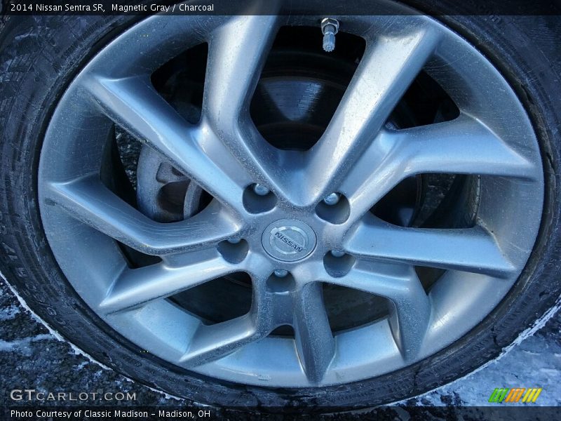 Magnetic Gray / Charcoal 2014 Nissan Sentra SR