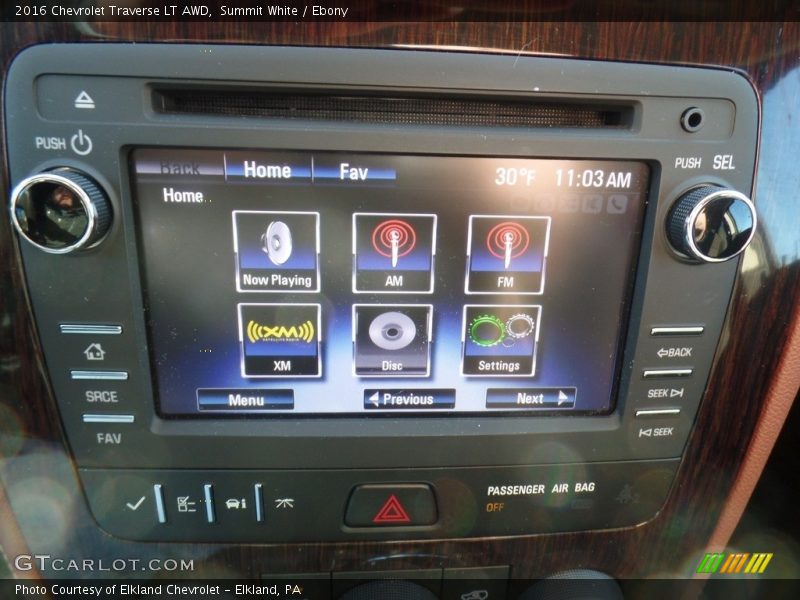 Summit White / Ebony 2016 Chevrolet Traverse LT AWD