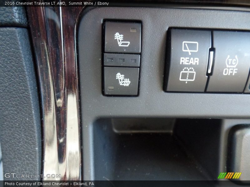 Summit White / Ebony 2016 Chevrolet Traverse LT AWD