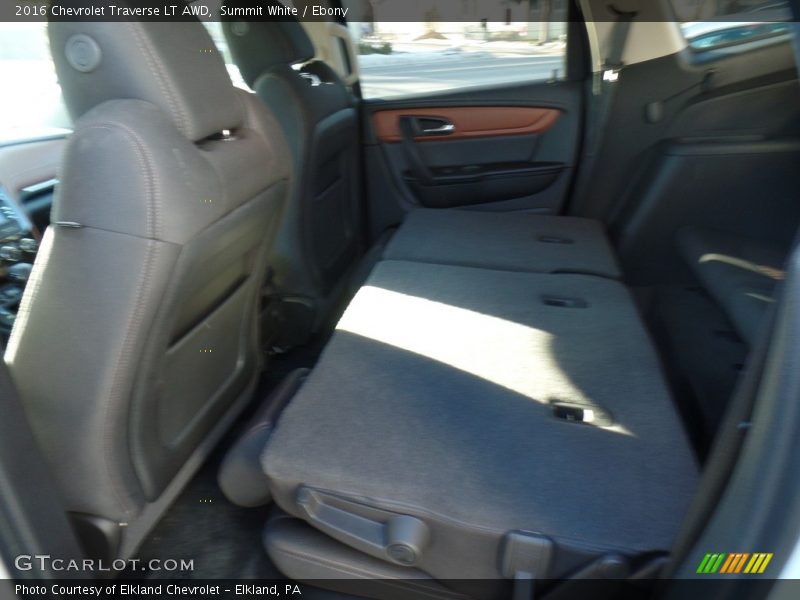 Summit White / Ebony 2016 Chevrolet Traverse LT AWD