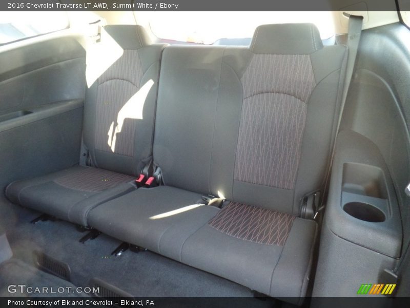 Summit White / Ebony 2016 Chevrolet Traverse LT AWD
