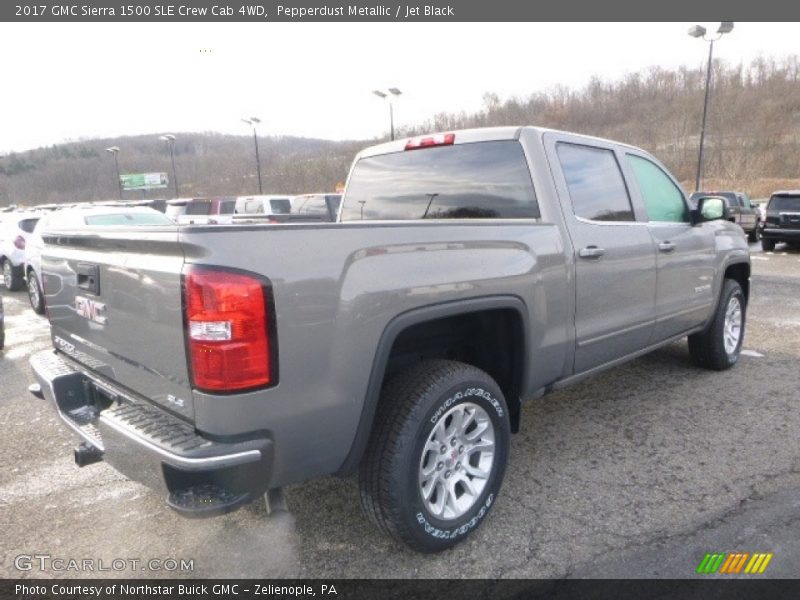 Pepperdust Metallic / Jet Black 2017 GMC Sierra 1500 SLE Crew Cab 4WD