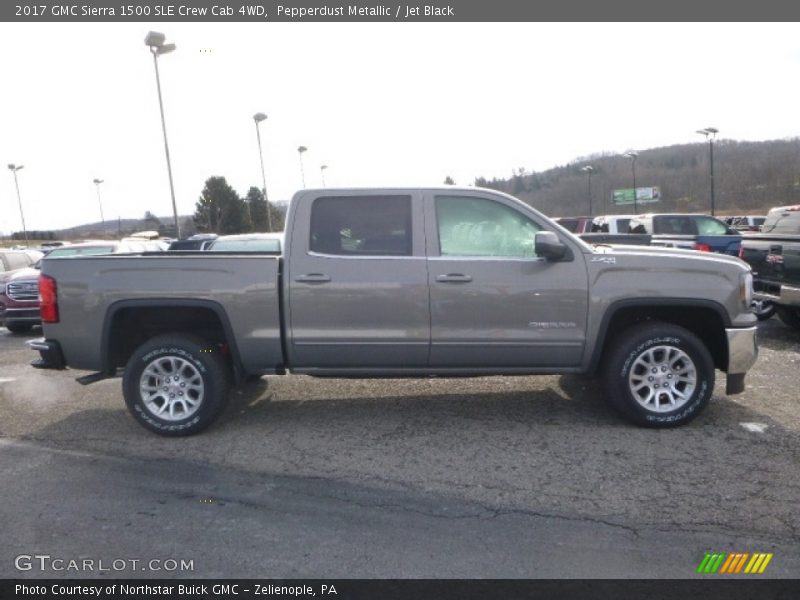 Pepperdust Metallic / Jet Black 2017 GMC Sierra 1500 SLE Crew Cab 4WD