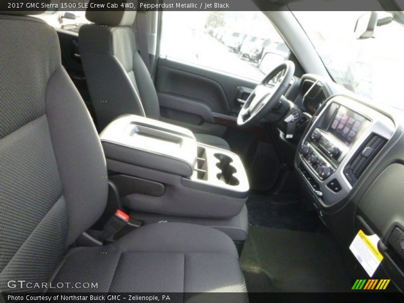 Pepperdust Metallic / Jet Black 2017 GMC Sierra 1500 SLE Crew Cab 4WD