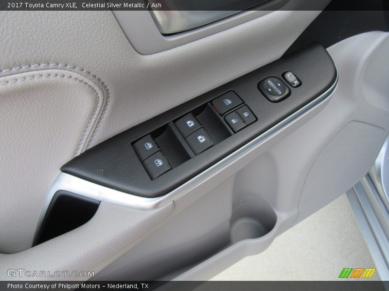 Celestial Silver Metallic / Ash 2017 Toyota Camry XLE