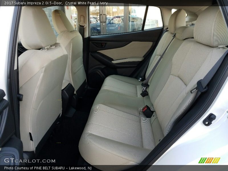 Crystal White Pearl / Ivory 2017 Subaru Impreza 2.0i 5-Door