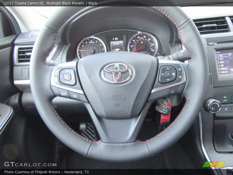 Midnight Black Metallic / Black 2017 Toyota Camry SE