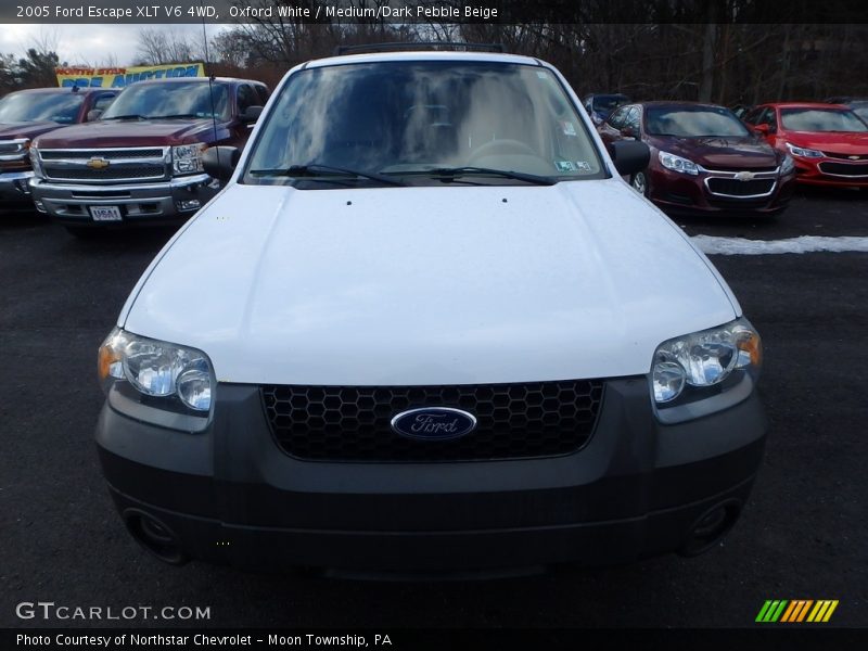 Oxford White / Medium/Dark Pebble Beige 2005 Ford Escape XLT V6 4WD