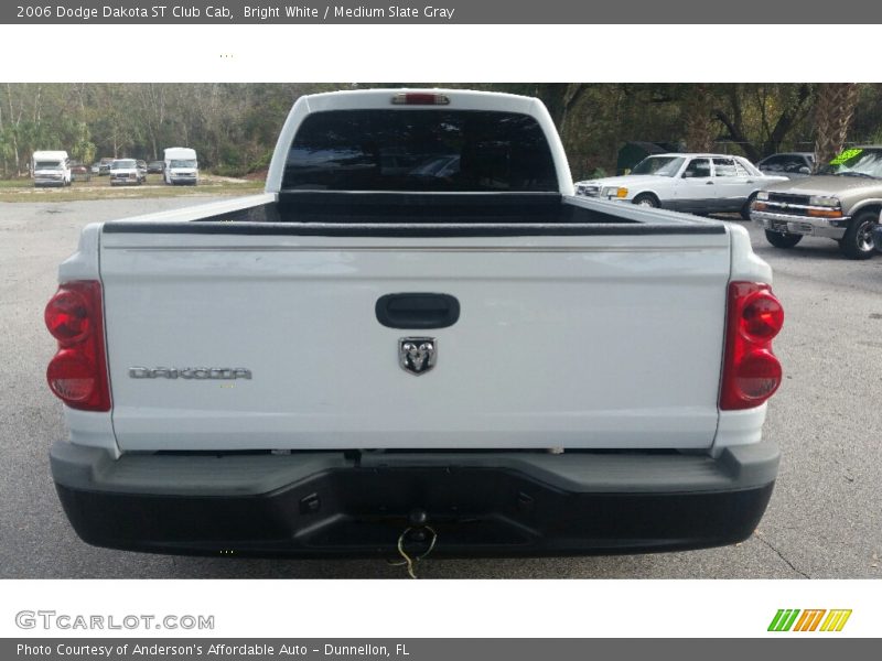 Bright White / Medium Slate Gray 2006 Dodge Dakota ST Club Cab