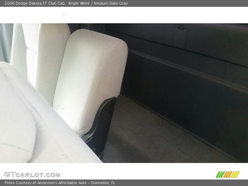 Bright White / Medium Slate Gray 2006 Dodge Dakota ST Club Cab