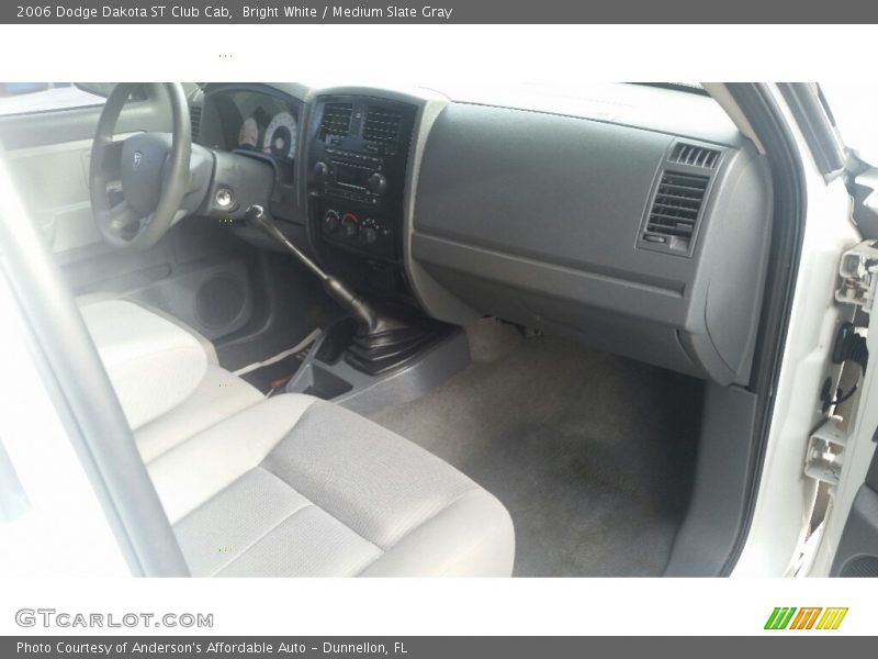 Bright White / Medium Slate Gray 2006 Dodge Dakota ST Club Cab