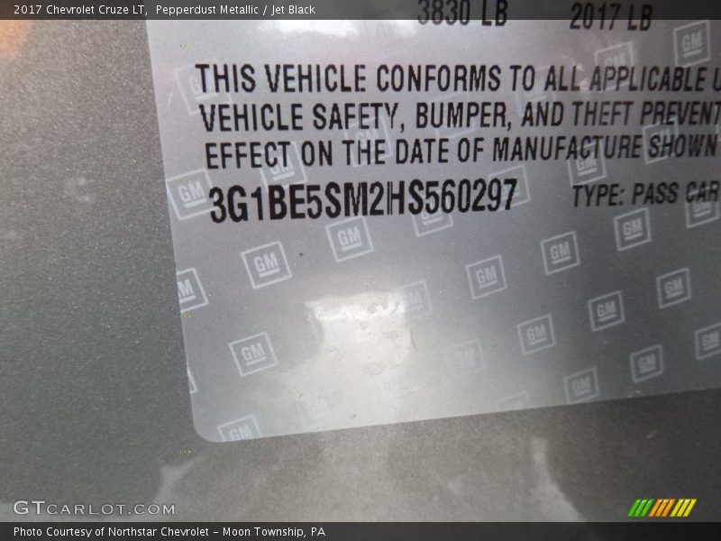 Pepperdust Metallic / Jet Black 2017 Chevrolet Cruze LT