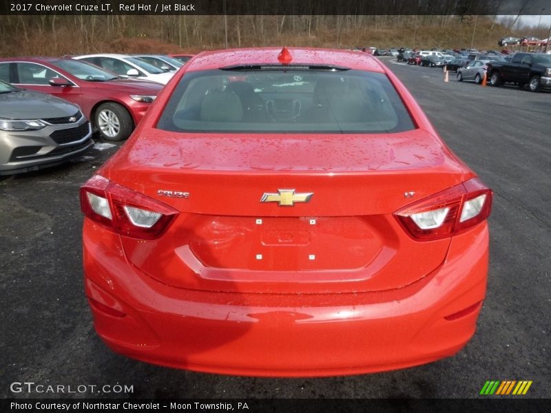 Red Hot / Jet Black 2017 Chevrolet Cruze LT