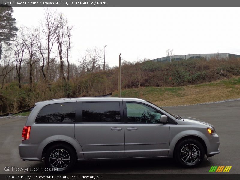 Billet Metallic / Black 2017 Dodge Grand Caravan SE Plus