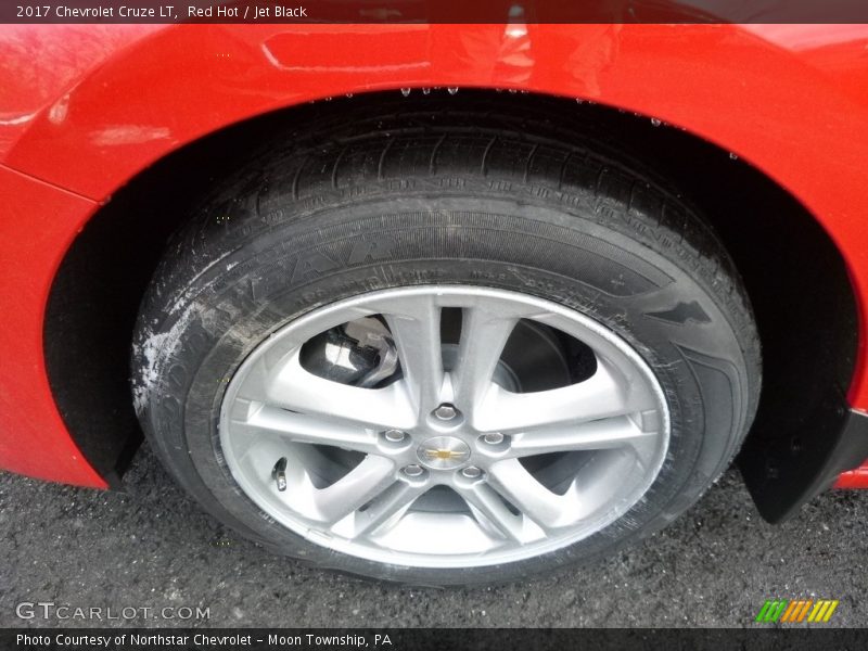 Red Hot / Jet Black 2017 Chevrolet Cruze LT