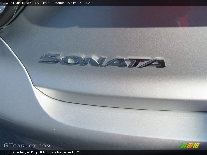 Symphony Silver / Gray 2017 Hyundai Sonata SE Hybrid