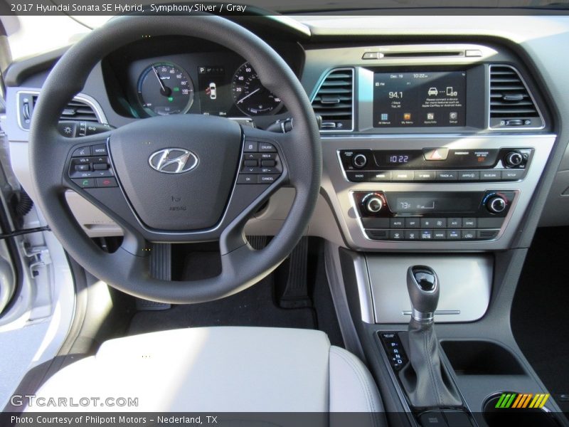 Symphony Silver / Gray 2017 Hyundai Sonata SE Hybrid