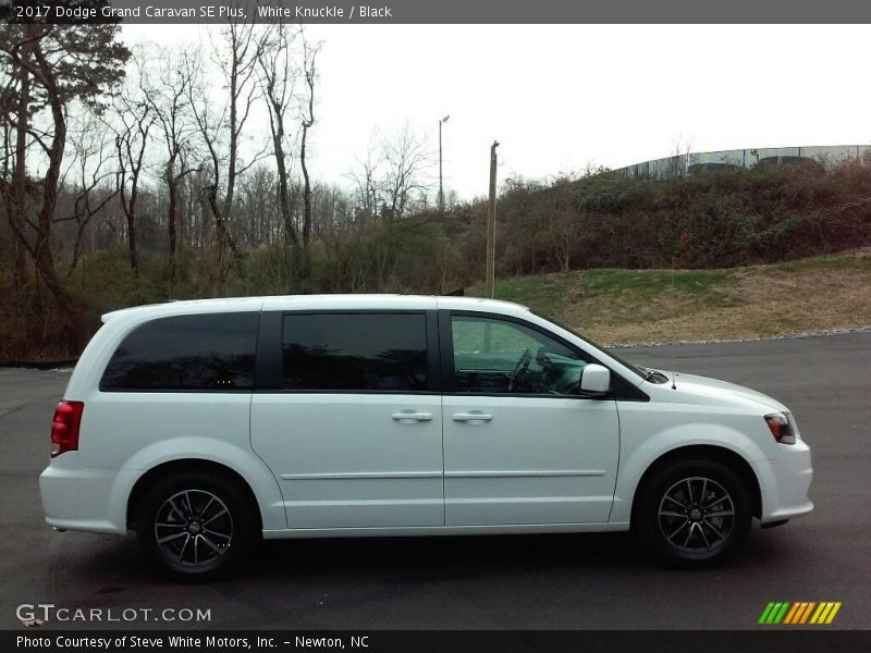 White Knuckle / Black 2017 Dodge Grand Caravan SE Plus