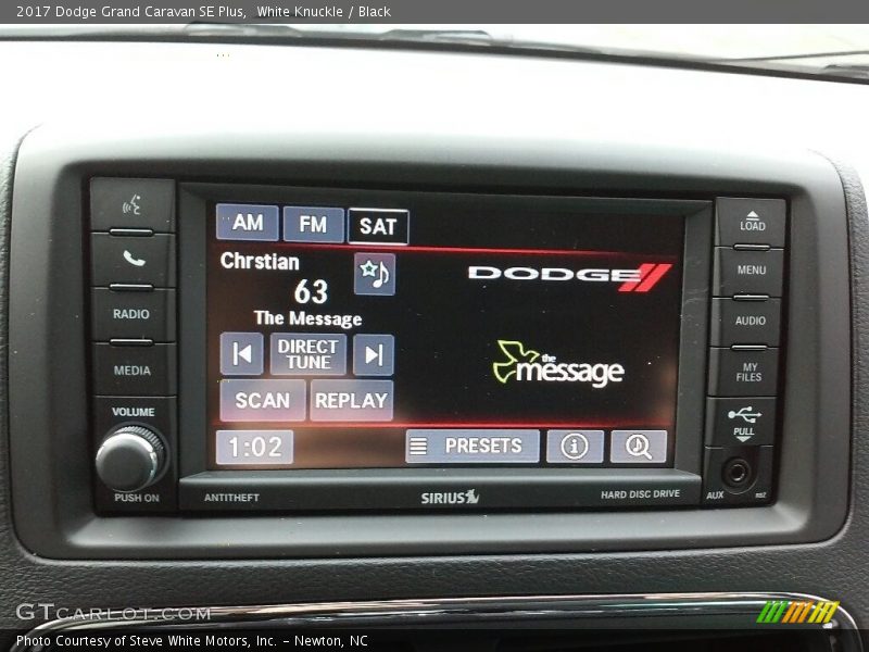 White Knuckle / Black 2017 Dodge Grand Caravan SE Plus