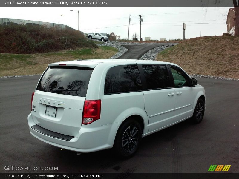 White Knuckle / Black 2017 Dodge Grand Caravan SE Plus