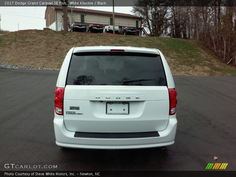 White Knuckle / Black 2017 Dodge Grand Caravan SE Plus