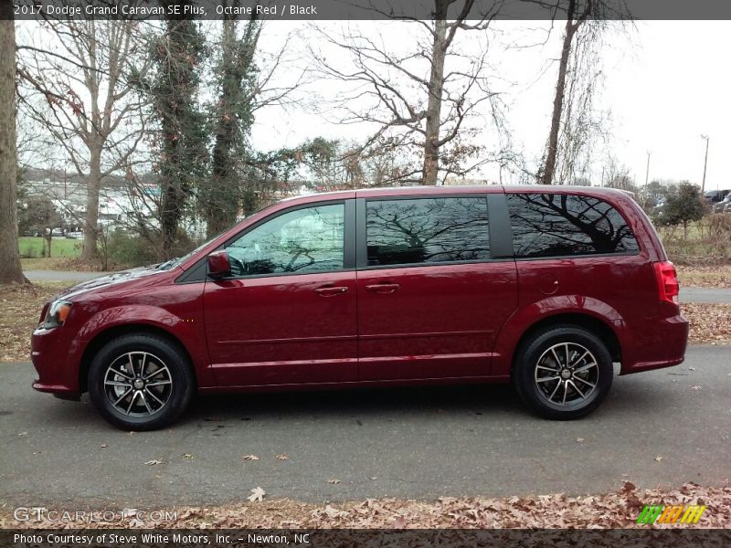 Octane Red / Black 2017 Dodge Grand Caravan SE Plus