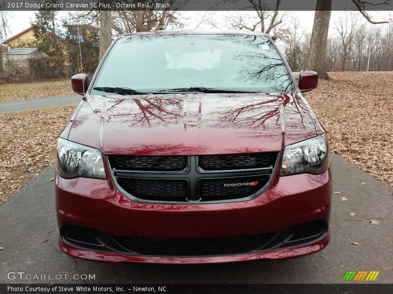 Octane Red / Black 2017 Dodge Grand Caravan SE Plus