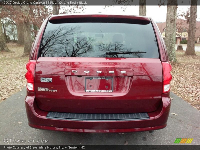 Octane Red / Black 2017 Dodge Grand Caravan SE Plus