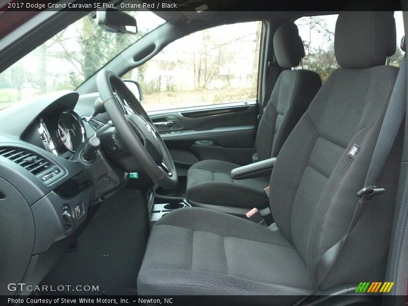 Octane Red / Black 2017 Dodge Grand Caravan SE Plus