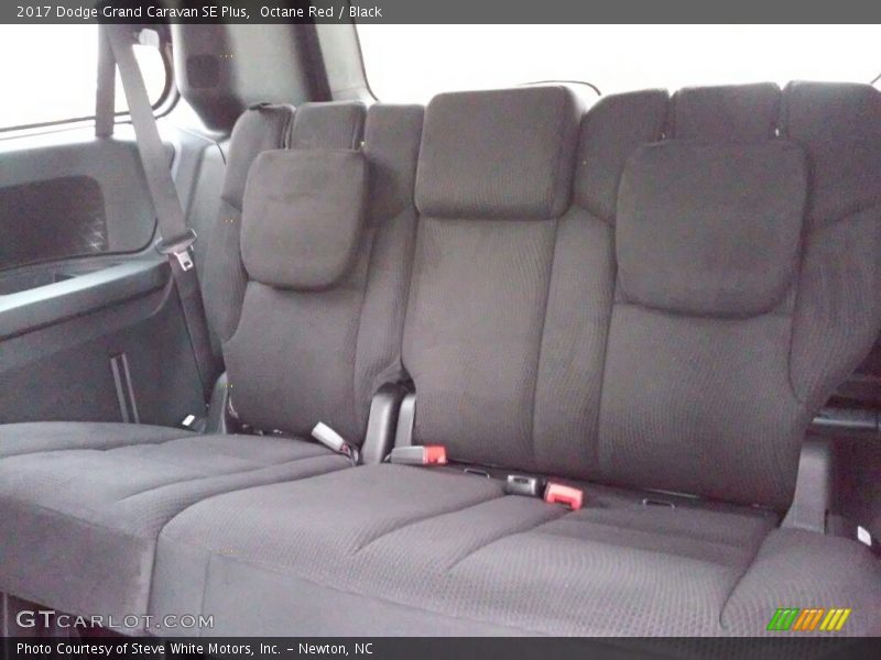 Octane Red / Black 2017 Dodge Grand Caravan SE Plus