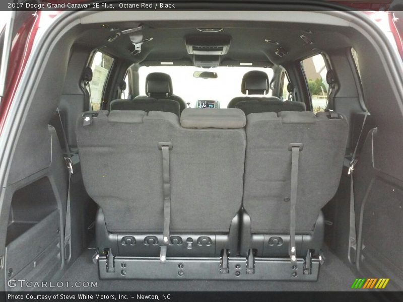 Octane Red / Black 2017 Dodge Grand Caravan SE Plus