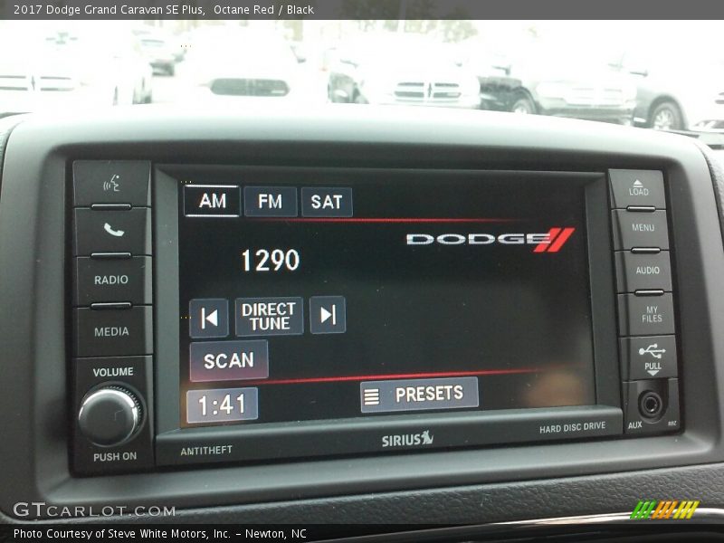 Octane Red / Black 2017 Dodge Grand Caravan SE Plus