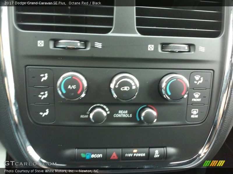 Octane Red / Black 2017 Dodge Grand Caravan SE Plus