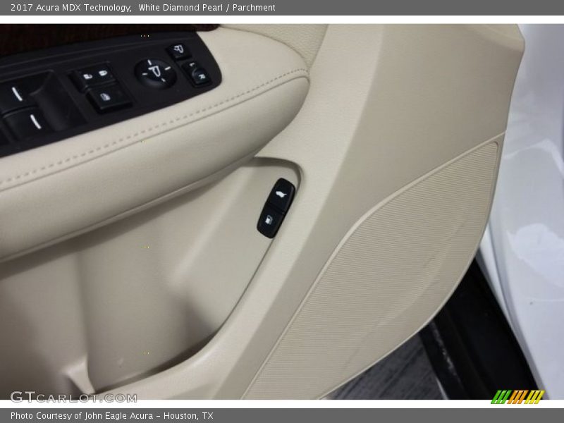 White Diamond Pearl / Parchment 2017 Acura MDX Technology