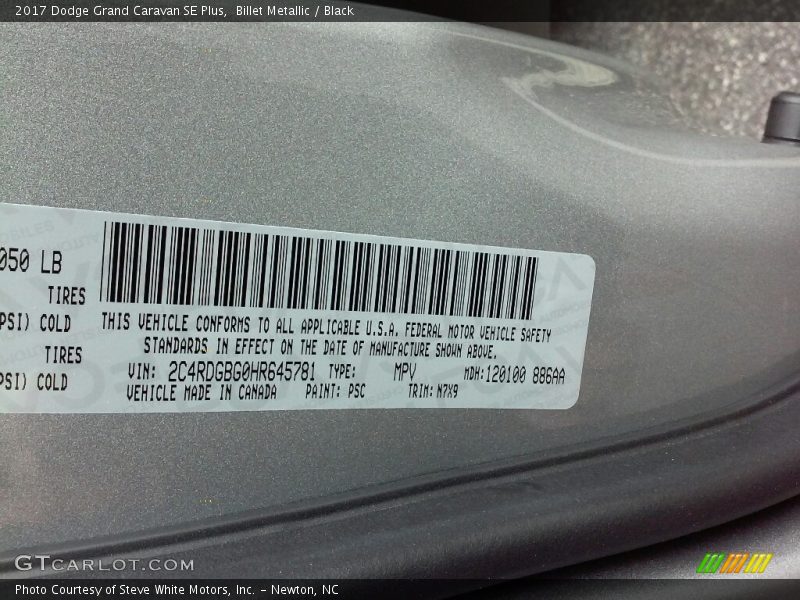 Billet Metallic / Black 2017 Dodge Grand Caravan SE Plus