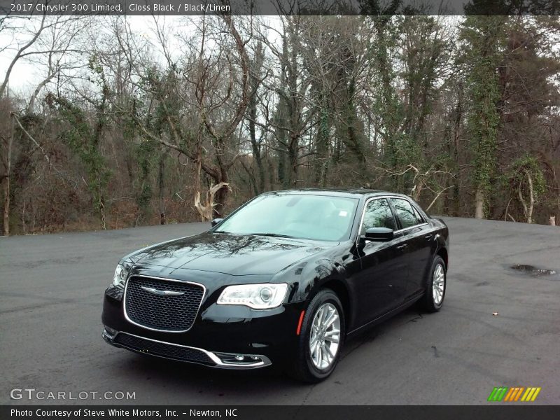 Gloss Black / Black/Linen 2017 Chrysler 300 Limited