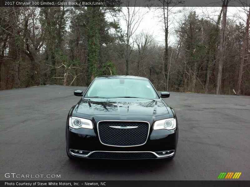 Gloss Black / Black/Linen 2017 Chrysler 300 Limited