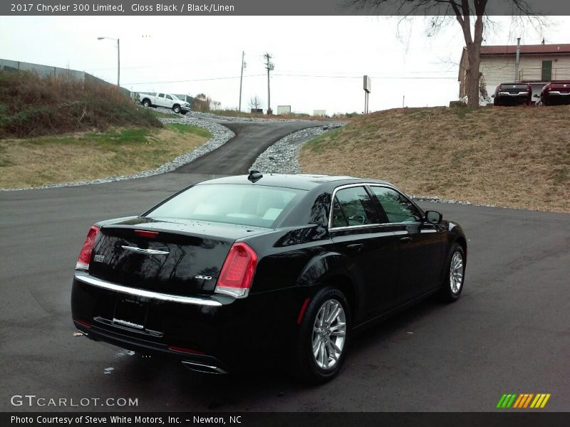 Gloss Black / Black/Linen 2017 Chrysler 300 Limited