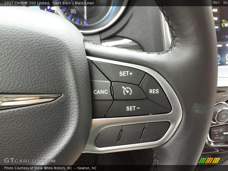 Gloss Black / Black/Linen 2017 Chrysler 300 Limited