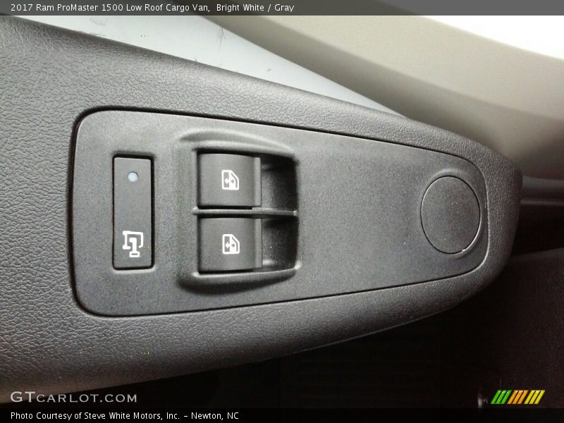 Bright White / Gray 2017 Ram ProMaster 1500 Low Roof Cargo Van