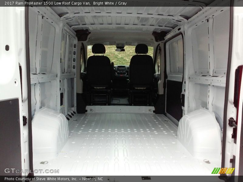  2017 ProMaster 1500 Low Roof Cargo Van Trunk