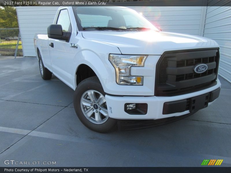 Oxford White / Earth Gray 2017 Ford F150 XL Regular Cab