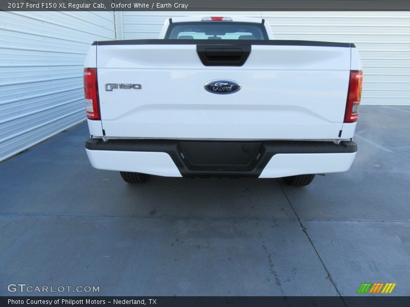 Oxford White / Earth Gray 2017 Ford F150 XL Regular Cab