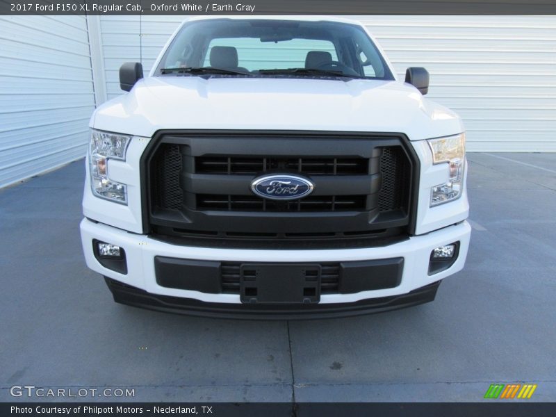 Oxford White / Earth Gray 2017 Ford F150 XL Regular Cab