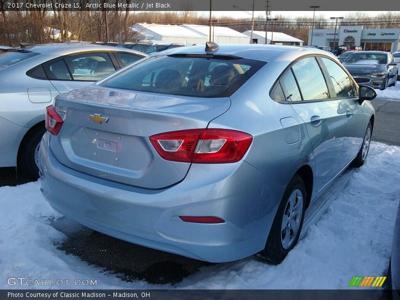 Arctic Blue Metallic / Jet Black 2017 Chevrolet Cruze LS