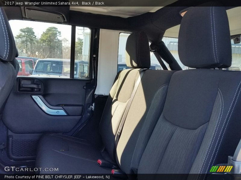 Black / Black 2017 Jeep Wrangler Unlimited Sahara 4x4