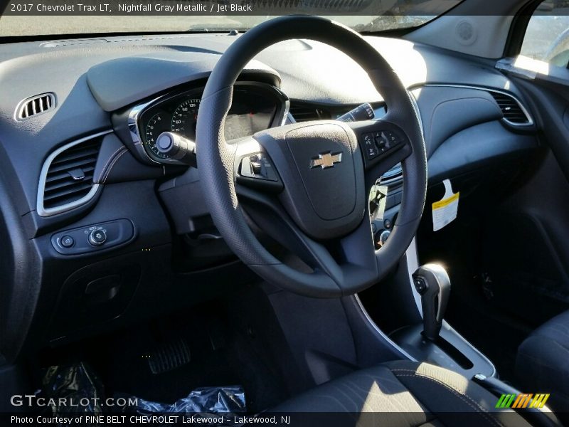 Nightfall Gray Metallic / Jet Black 2017 Chevrolet Trax LT