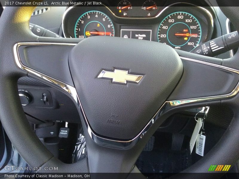 Arctic Blue Metallic / Jet Black 2017 Chevrolet Cruze LS
